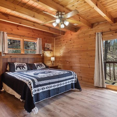 Cozy Family Friendly Cabin With Hot Tub, Near Gatlinburg, Pigeon Forge, Dollywood セバービル エクステリア 写真